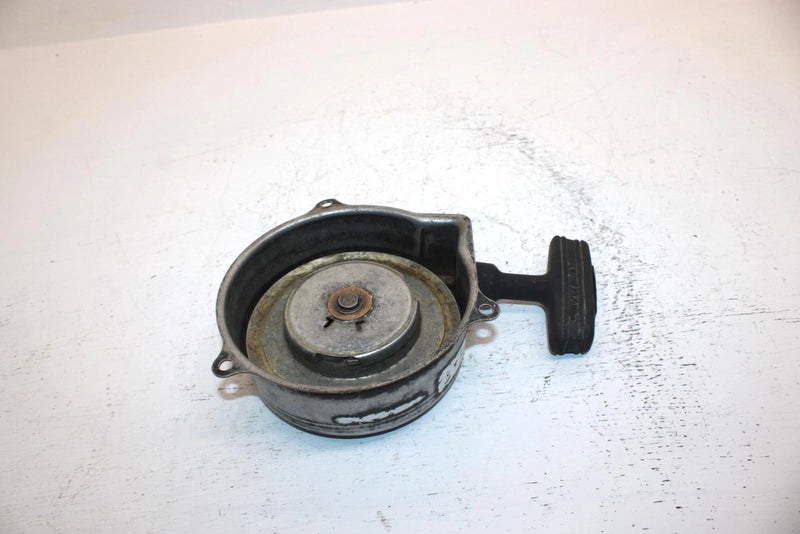 1985 Honda Atc 110a All Terrain Oem Pull Recoil Starter 28400-943-681 AH58