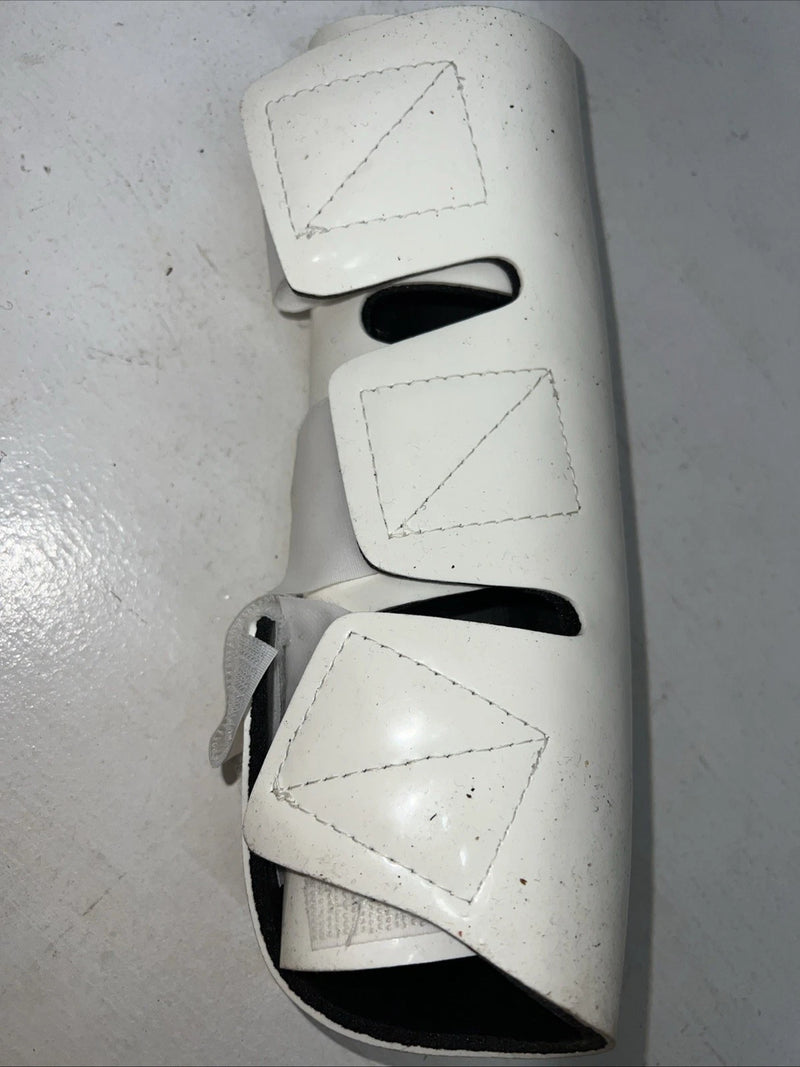 New White Rubber Davis Splint Boots Large HH-26