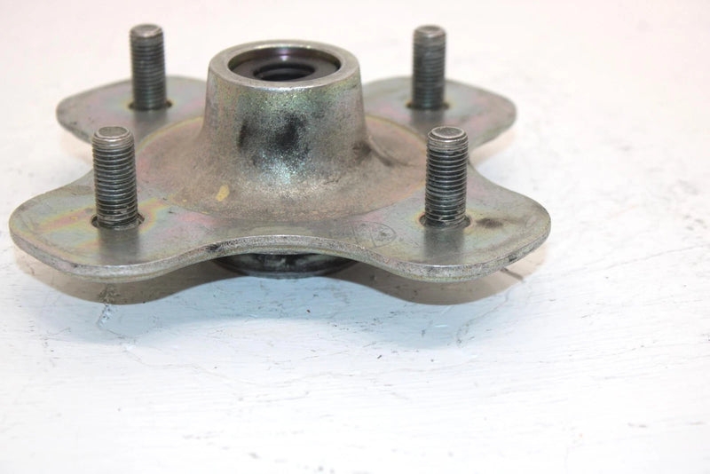 2007 Yamaha  Grizzly 350 2wd Oem Rear Right Wheel Hub 5FU-F5377-11-00 AY28