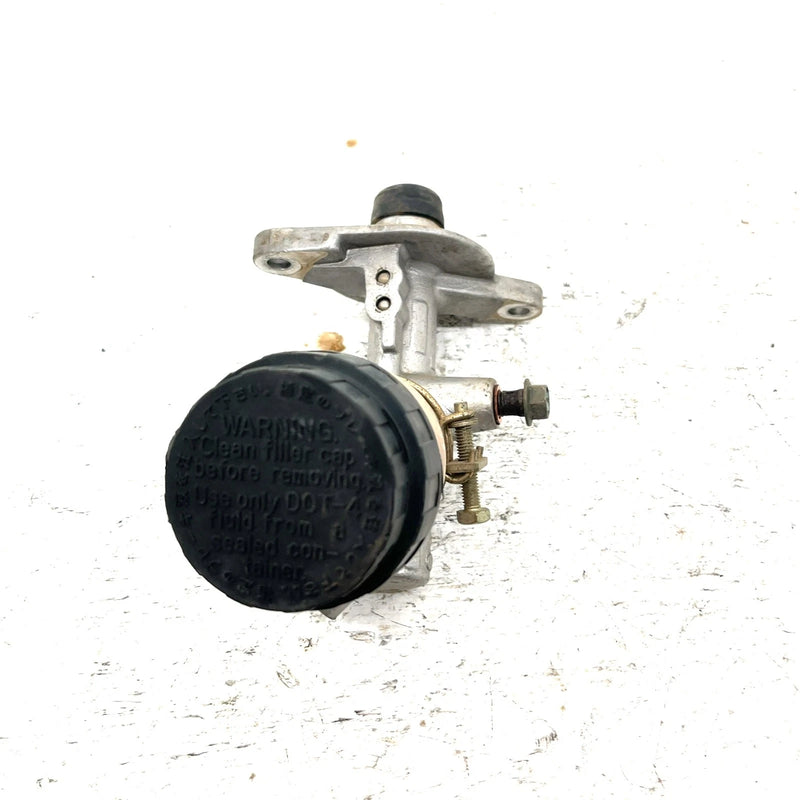 2006 Yamaha Rhino 450 YXR450FA 4x4 OEM Brake Master Cylinder 5UG-2583T-02-00 XY2
