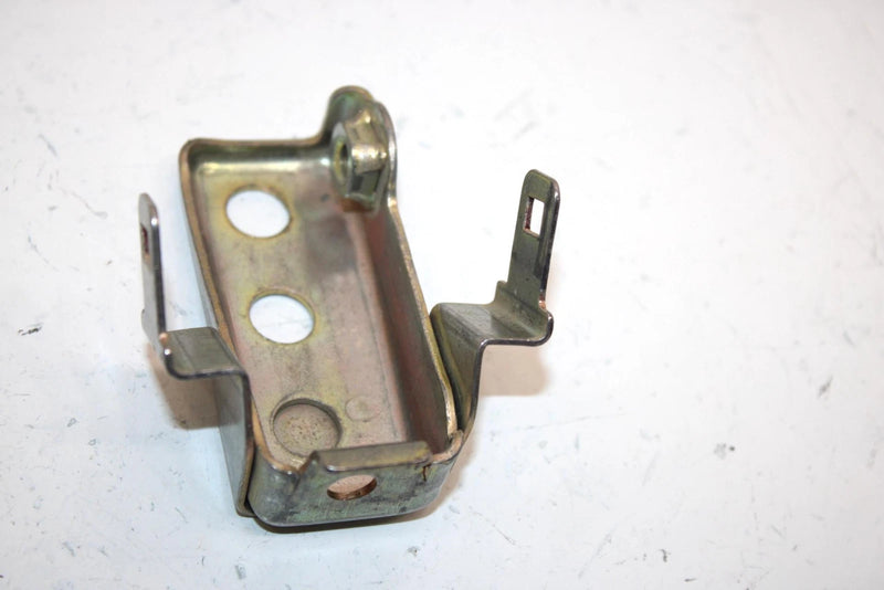 86 Honda Fourtrax 350 Trx350 4x4 Oem Right Air Duct Bracket 17214-HA7-670 AH31