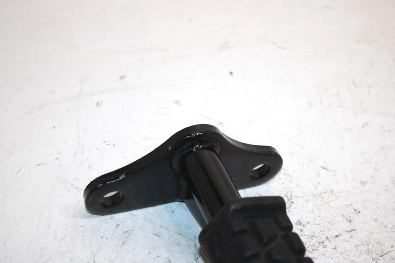 1986 Yamaha  Badger Yfm80s Oem Left Foot Peg 55X-27411-01-00 AY8