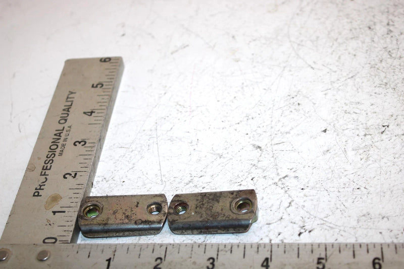 02 Ski-doo Grand Touring 500 Oem Hinge Slide Plate Pair 517302176 SS24