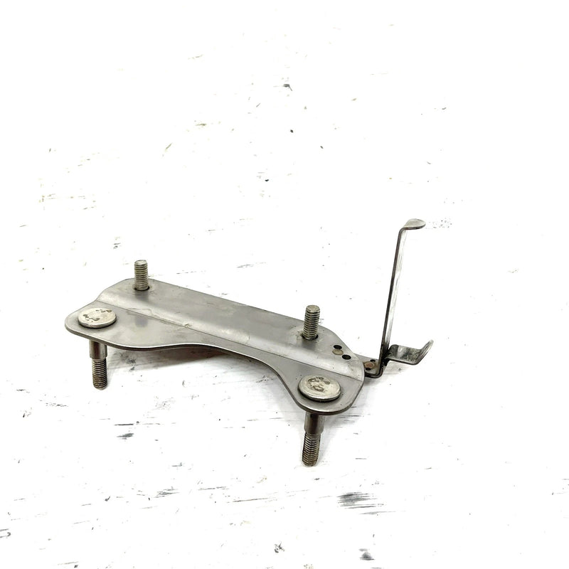 01 Yamaha WaveRunner 1200 OEM Electrical Box Holder Bracket F0X-6815E-00-00 JY28