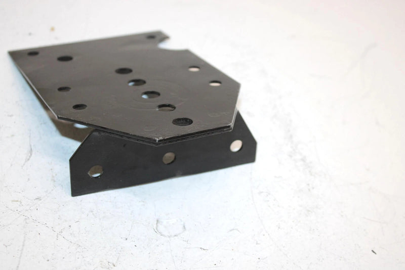 94 Polaris 500 Efi Oem Left Rear Suspension Mount Bracket 1011857-067 SP129