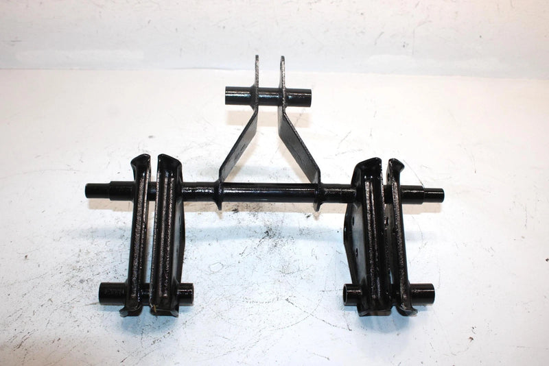 99 Arctic Cat Panther 440 Oem Skid Bracket Set 0704-310 0704-311 SA29