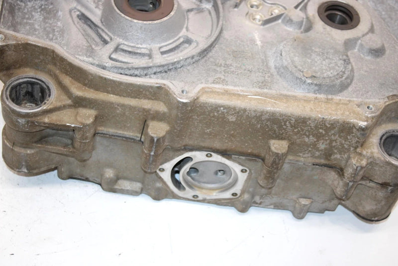 14 Can-am Outlander Max 400 Efi Oem Crankcase 420296761 AB6