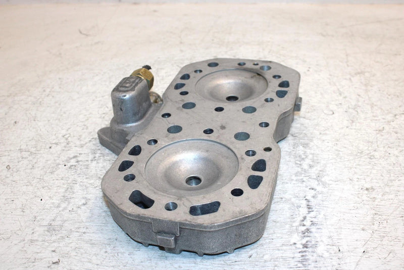 2001 Polaris 500 Classic Oem Cylinder Head 3085584 SP27