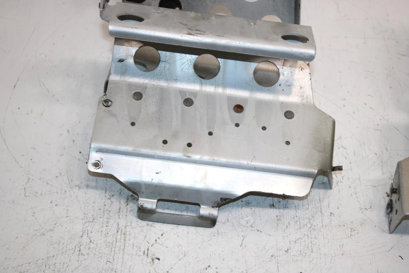 87 Polaris Trail Oem Footrest Set 2200250 2200254 SP66