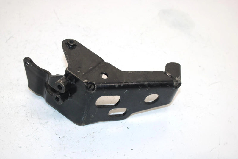 94 Yamaha  Kodiak 400 4wd Oem Lower Shifter Bracket 4GB-18431-00-00 AY27