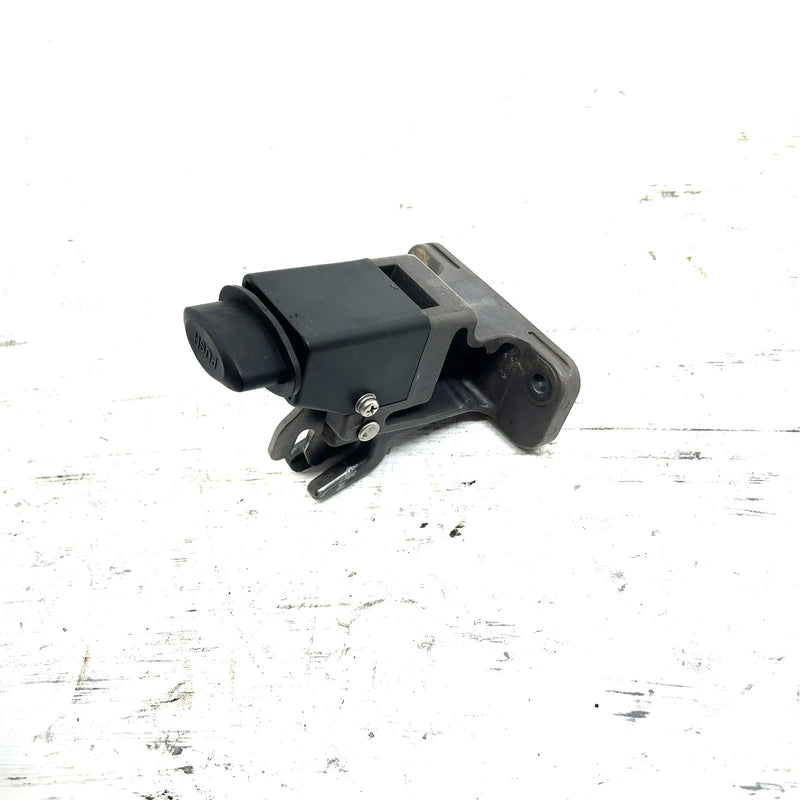 00-02 Yamaha WaveRunner GP1200 OEM Hatch Lid Lock F0X-6517C-00-00 JY28