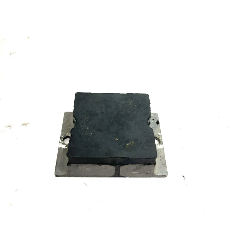 01 Yamaha WaveRunner XLT1200 OEM Front Lower Engine Mount 66V-44532-00-94 JY27