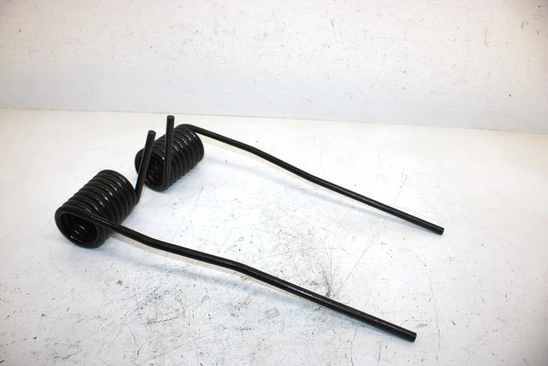 92 Polaris Trail Oem LH,RH R Suspension Spring (Set) 7041246-067 SP136