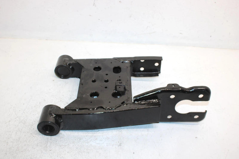 2001 Polaris Magnum 500 Oem Swingarm 1541577 AP121