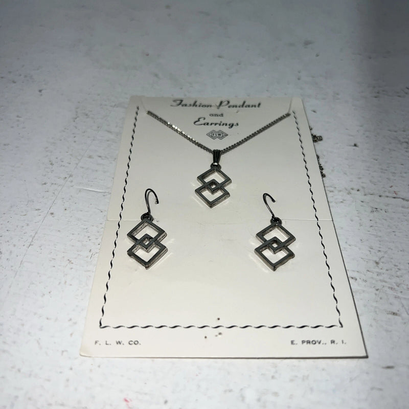 New Women’s Fashion Pendant Chain Silver Jewelry Set. 58 A-130