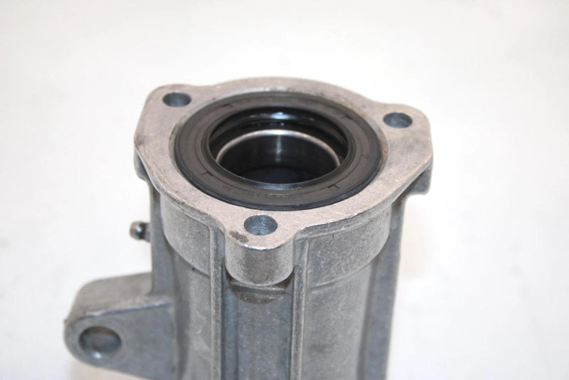 86 Suzuki Lt185 Model F Oem Axle Housing 64720-24402 AS1