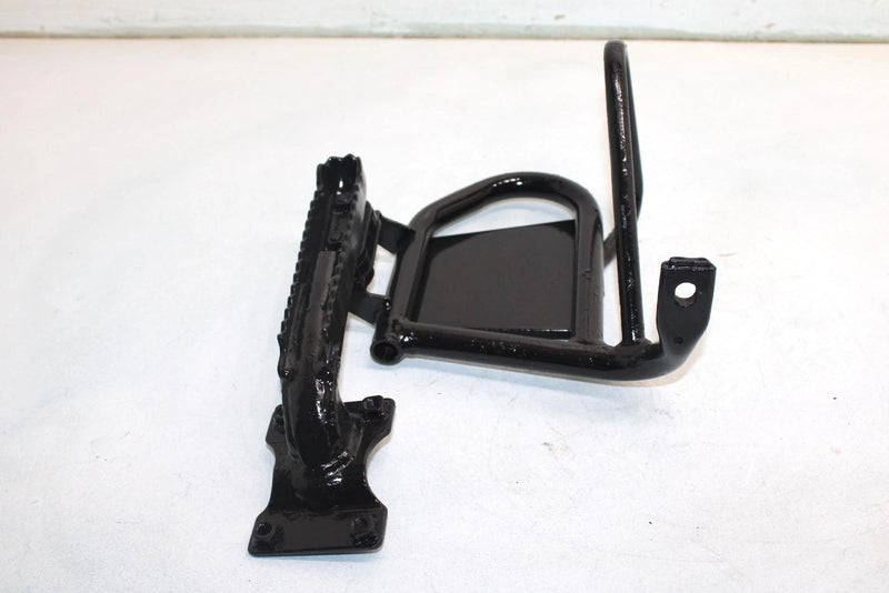 96 Kawasaki Bayou 400 4x4 Oem Right Footrest 34028-1396 AK11