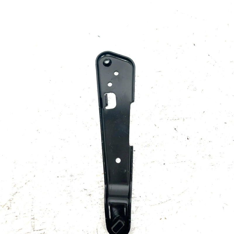2022 Can-Am Defender HD10 OEM Right Tailgate Support Bracket 708304221 XB0