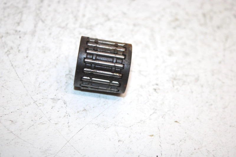 1994 Kawasaki 750 Ss Super Sport Oem Wrist pin Needle Bearing 13033-3702 JK9