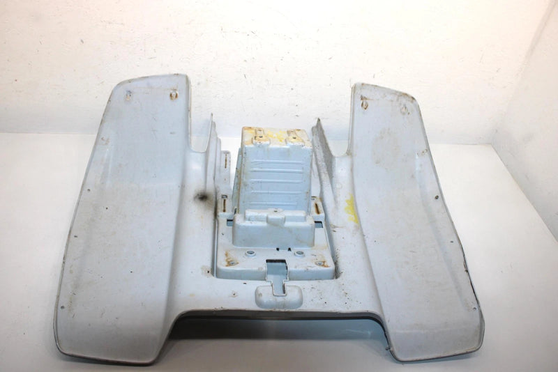 96 Yamaha  Warrior 350 Oem Rear Fender 3GD-21611-11-00 3GD-W2161-12-00 AY6