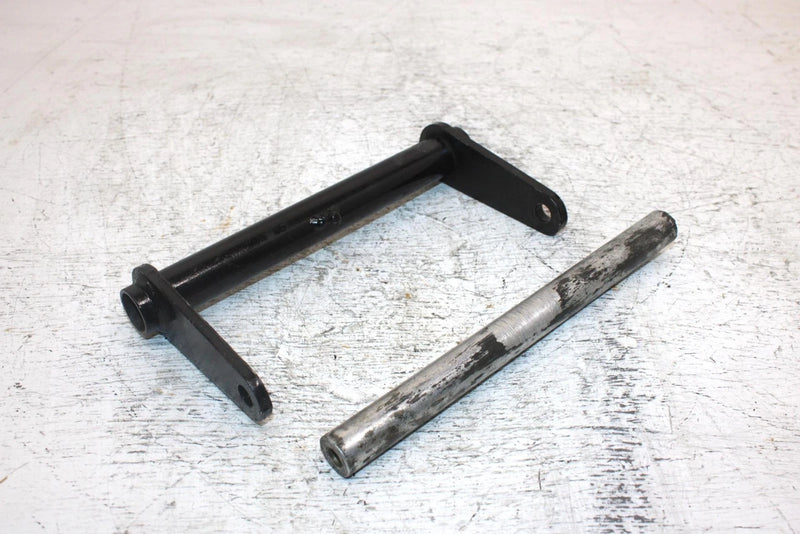 1990 Polaris 500 Oem Rear Pivot Arm W/Shaft 1540665 SP36