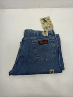 New Men’s Twenty X  Medium Wash Relaxed Fit Denim Jeans. 38x32 Q-13