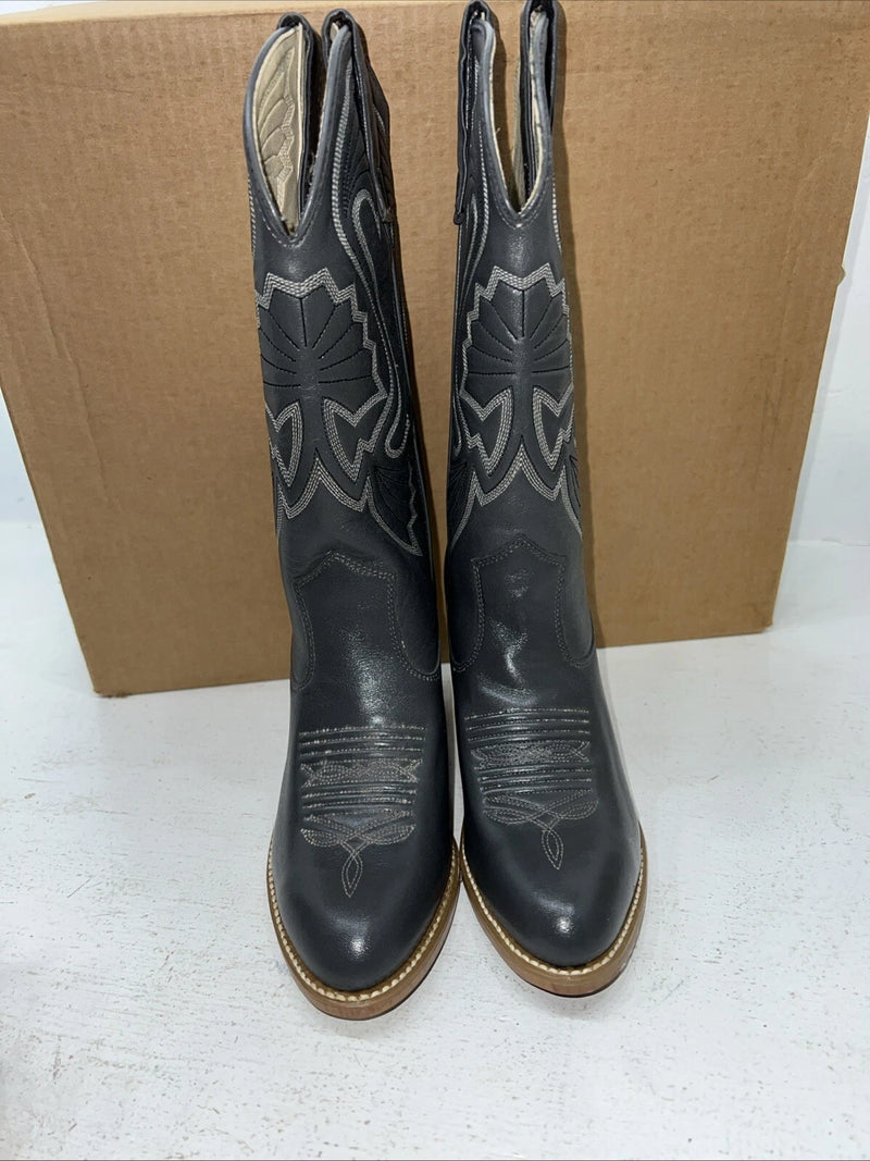 New Womans Grey Capezio Fashion Cowboy Boots. L 702 6.5 6 1/2 M. 19-128