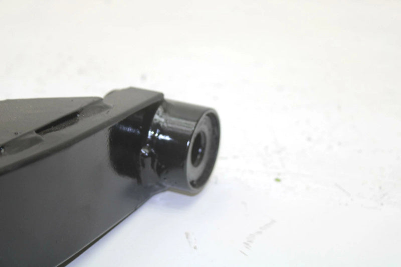03 Polaris Magnum 330 4x4 OEM Swingarm 1541820 AP101