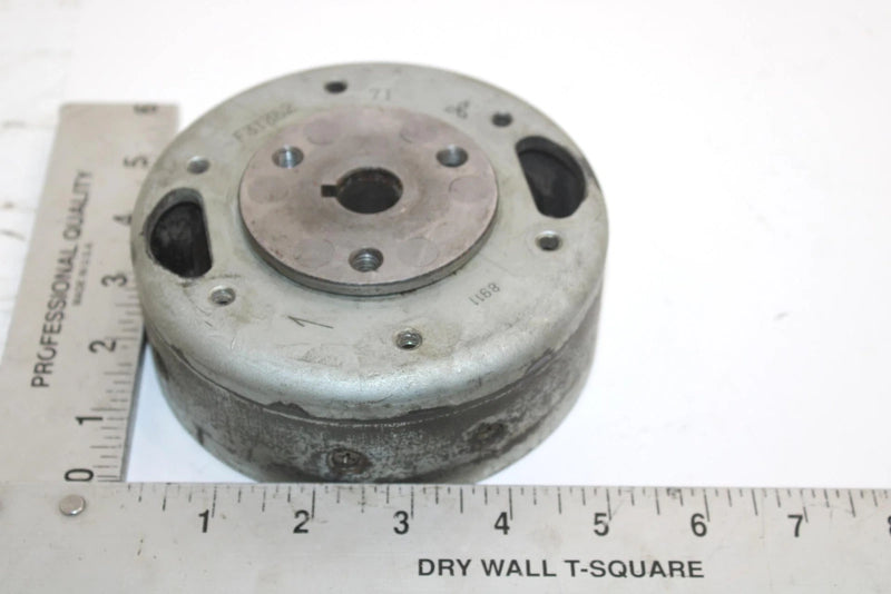 1979 Yamaha Enticer 340 Oem Fly Wheel Assembly 8H5-85550-20-00 SY66