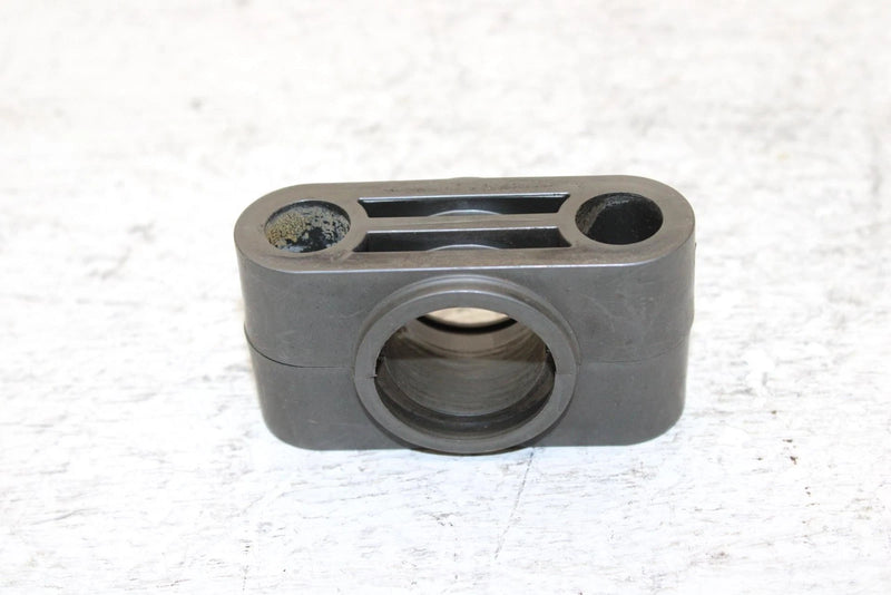2004 Kawasaki Kfx 700 Oem Steering Stem Mount 92171-1542 AK30