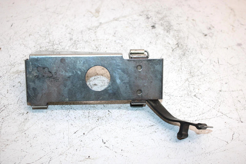 94 Yamaha Vmax 600 Oem Tool Kit Bracket 8AB-21945-00-00 SY2