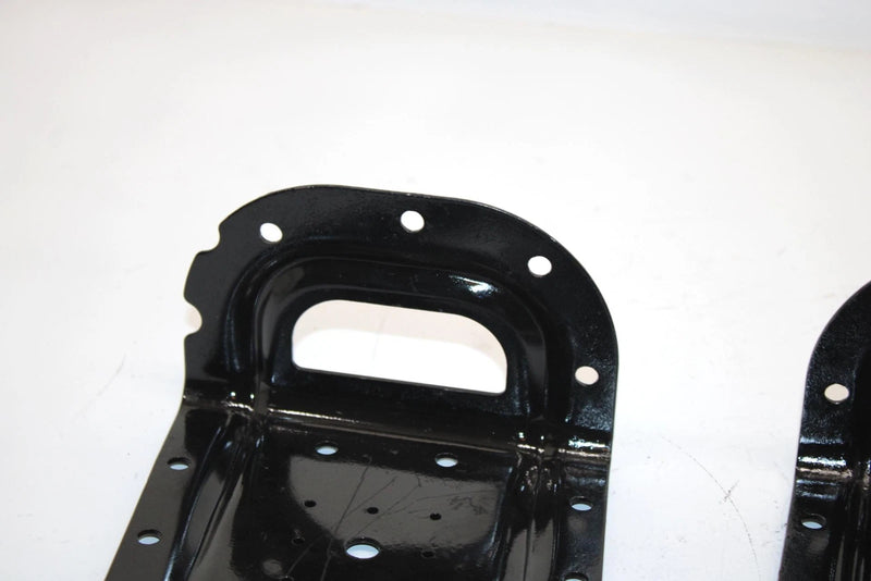 98 Polaris Xc 700 Oem BRKT RH LH R Susp BLK (Pair) 5242612-067/ 5242613-067SP143