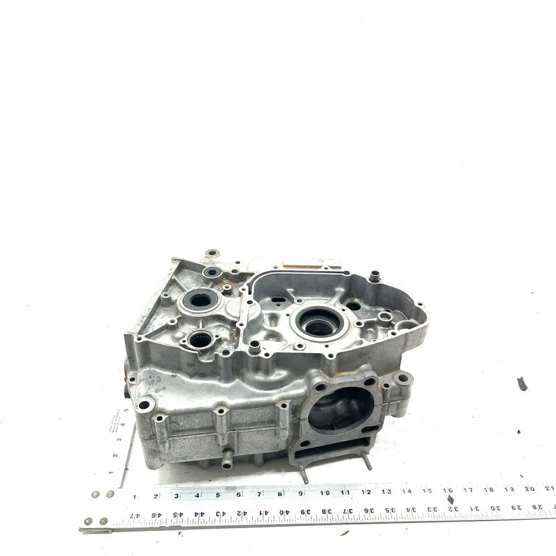 87 Suzuki Quadrunner 300 LT300E 2x4 OEM Engine Motor Crankcase 11300-24855 AS36