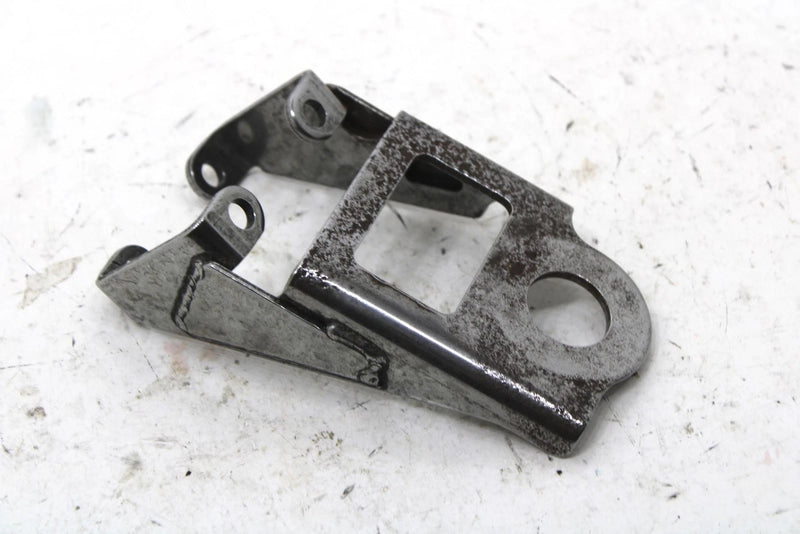 1985 Yamaha Phazer E Oem Engine Bracket 1 8V0-21411-00-00 SY57