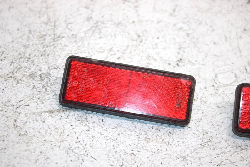 94 Yamaha Vmax 600 Oem Rear Reflector Pair 3Y6-85130-02-00 SY2