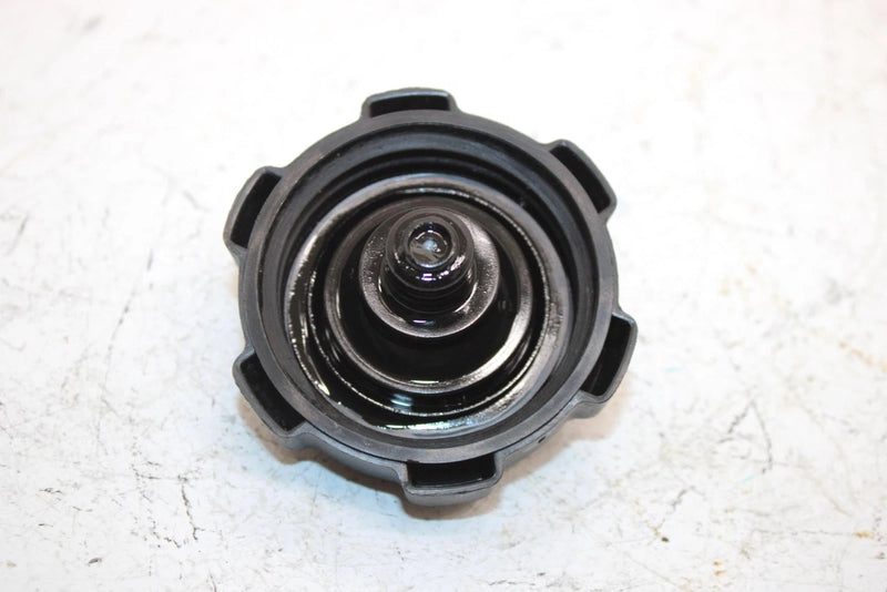 04 Arctic Cat Sabercat 600 Efi Oem Oil Tank Cap 1670-365 SA239