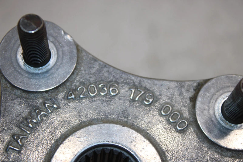 03 Bombardier Rally 175 Oem Wheel Hub A42035179000 AB7