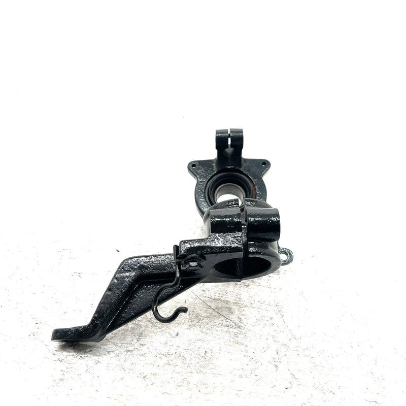 99-02 Kawasaki Prairie 300 4x4 OEM Right Steering Knuckle 39186-0009 AK31.1