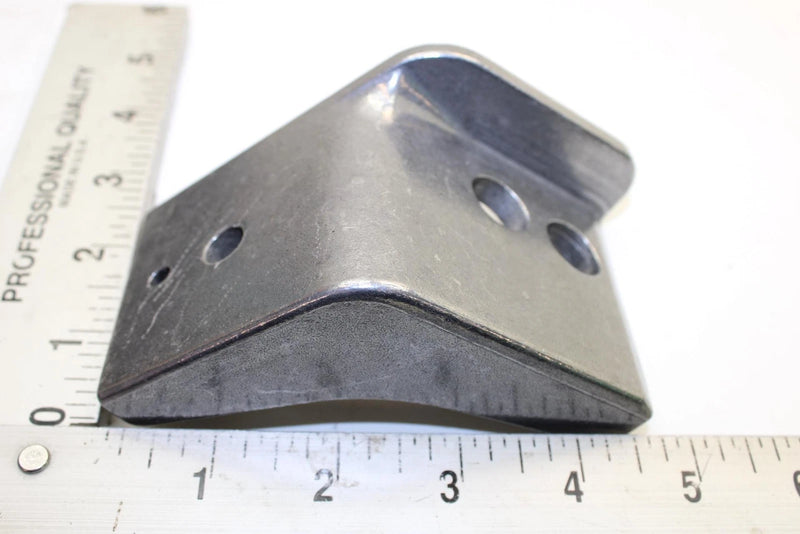 2002 Yamaha Sx Viper Oem Front Lower Left Motor Mount 8DF-21417-01-00 Q2532