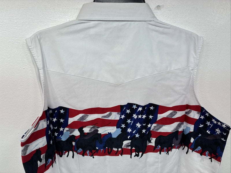 New Women’s Cumberland White Design Short Sleeve Pearl Snap Medium MM-84