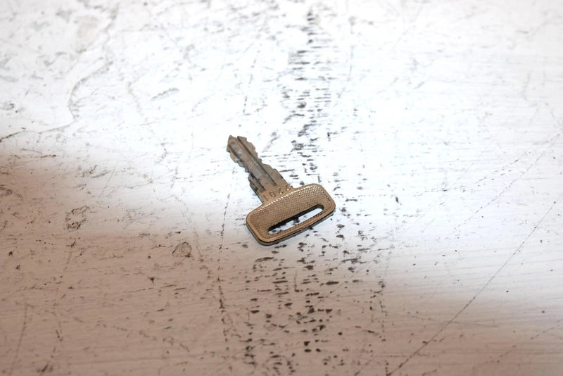 2009 Polaris Trail Boss 330 Oem Ignition Key Switch 4012165 4081556 AP181