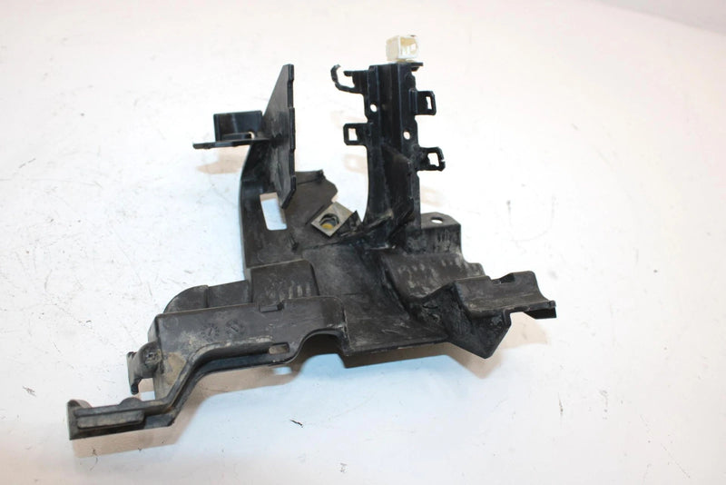 16 Can-am Outlander LMax 450 Efi Dps OemFront Brake Line Bracket 705600983 AB5