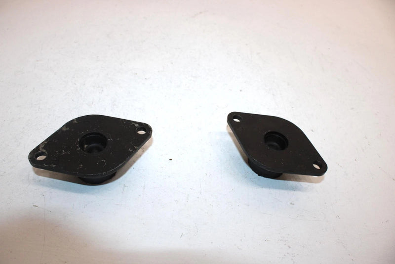 1996 Arctic Cat Montego Deluxe Oem Engine Mount Pair 3008-054 JA13