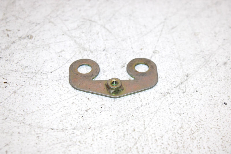 2006 Kawasaki Prarie 360 Oem Handlebar Cover Bracket 11045-1925 AK29