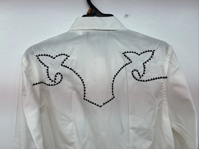 New Women’s White Horse Cream Design Long Sleeve Pearl Snap Medium LL-79