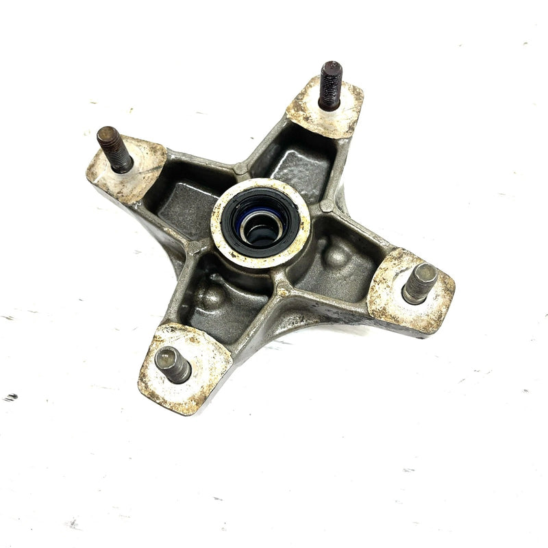 null Honda Sportrax 250 TRX250 OEM Front Wheel Hub 44615-HN6-F30 AH83