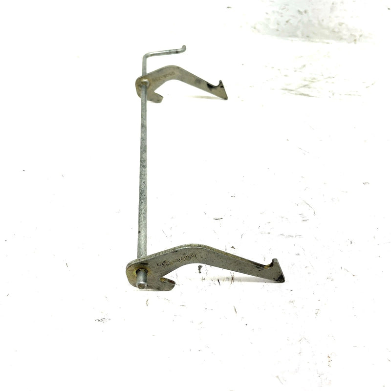 2003 Arctic Cat 400 4x4 Automatic OEM Seat Latch 0506-796 AA35