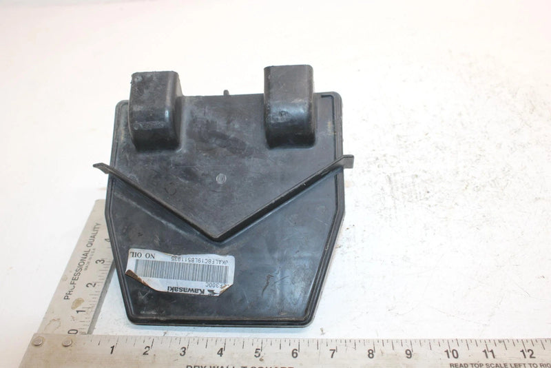 1990 Kawasaki Bayou 300 Oem Air Filter Cover 14024-1703 AK22