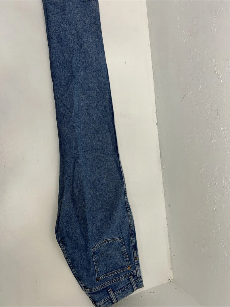 New Men’s Cowboy Cut Slim Fit Wrangler Denim Jeans. 15x34 G-8