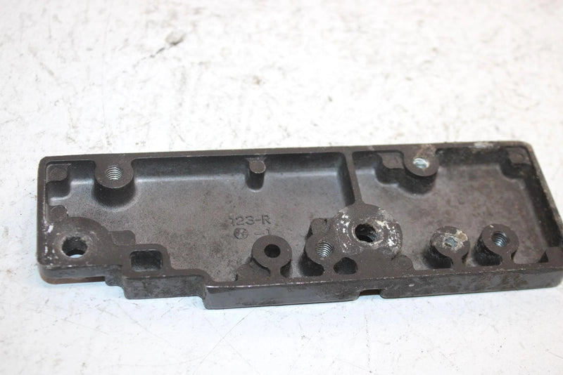 1994 Kawasaki 750 Ss Super Sport Oem Right Muffler Mount Bracket 39009-3708 JK9